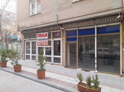 fuzuli cad sarayım sokakta saray cami karşısı kiralık işyerleri